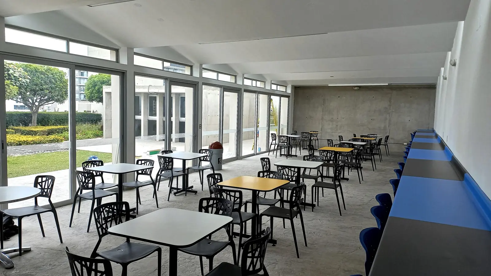 Implementación Piso 11 para UTEC en Lima